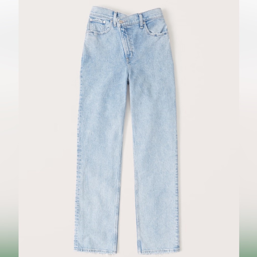 Ultra High Rise 90s Straight Jean new